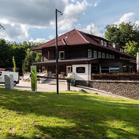 Hotel Chata Pod Ostrym Vrchom à Soblahov Extérieur photo